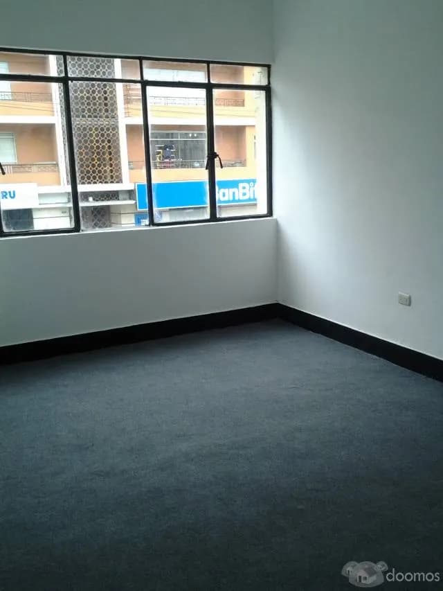 alquilo espacio en el corazon de lince, ideal para oficina — foto 2