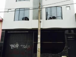 Local Comercial en S.J.M de 200m2