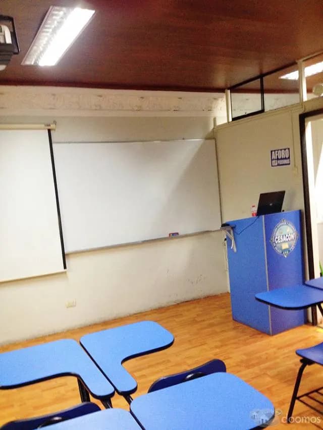 Alquiler de Aula con Proyector — foto 4
