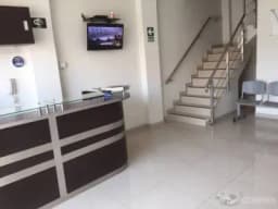 alquilo consultorio medico panamericana norte ovalo infantas