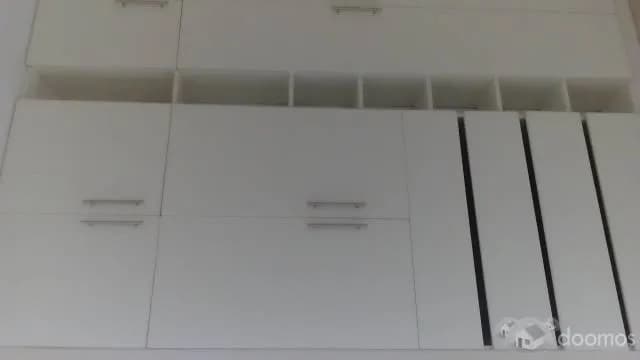 Se alquila habitación para señorita en surco — foto 1