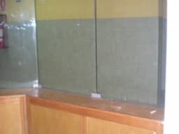 LOCAL COMERCIAL EN C. C. BOLIVAR