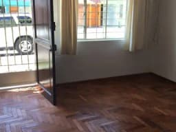 VENDO CASITA DE BAJOS TOTALMENTE REMODELADA