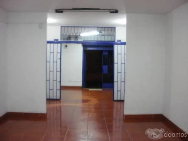 ALQUILO LOCAL COMERCIAL y/o INDUSTRIAL — foto 4