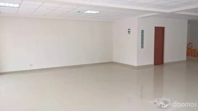 Alquiler de local de 520 m2 a 13500 dólares — foto 7