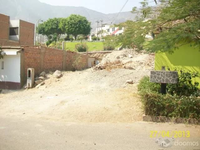VENDO TERRENO 150M2 URB. LAS PRADERAS LA MOLINA — foto 1