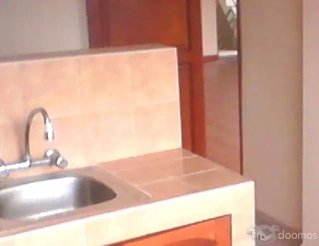 AMPLIO Y BIEN DISTRIBUIDO DEPARTAMENTO. — foto 4
