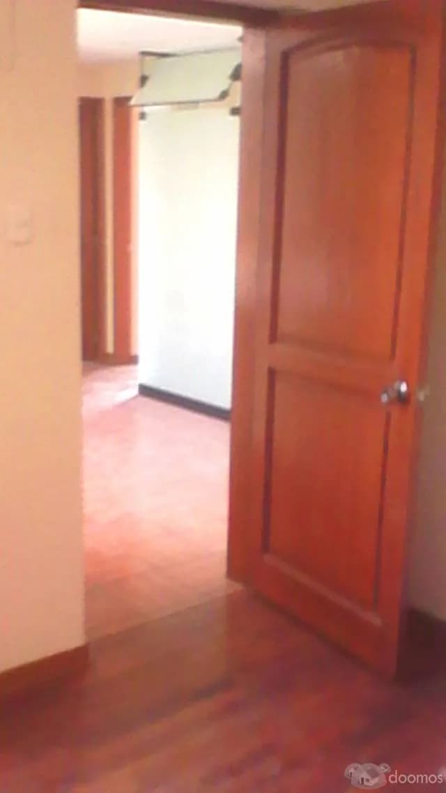 AMPLIO Y BIEN DISTRIBUIDO DEPARTAMENTO. — foto 5