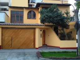 Linda casa en Liguria Surco