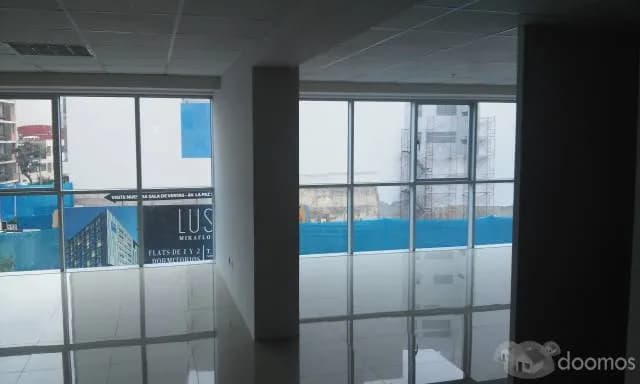 ALQUILO OFICINA EN CENTRO EMPRESARIAL "LA PAZ" — foto 5