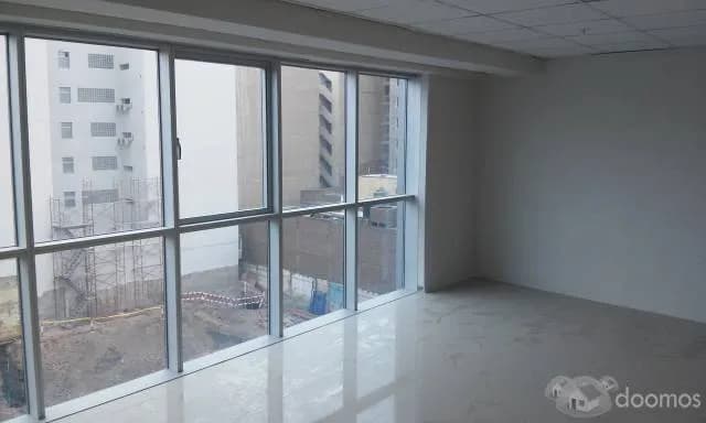 ALQUILO OFICINA EN CENTRO EMPRESARIAL "LA PAZ" — foto 7