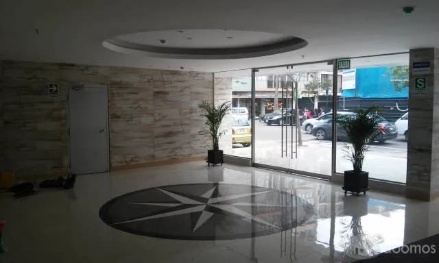 ALQUILO OFICINA EN CENTRO EMPRESARIAL "LA PAZ" — foto 8