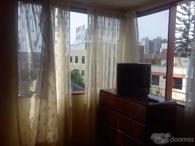 ALQUILO CUARTO AMOBLADO BUENA ZONA DE SAN MIGUEL — foto 1