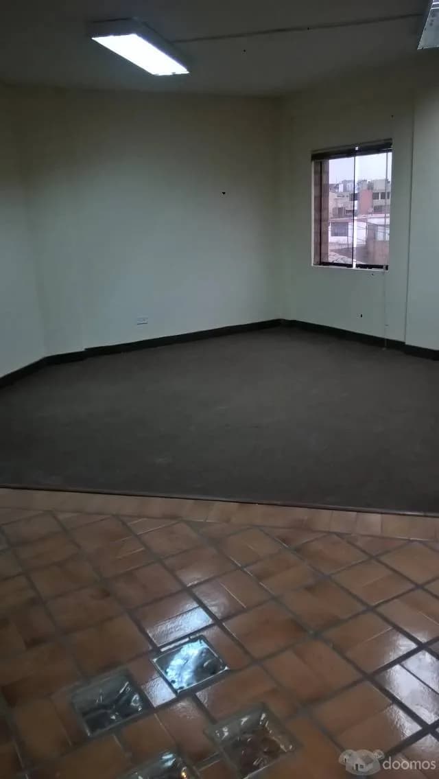 Alquiler de oficina 150 m2 a 1690 dólares en Surco — foto 4