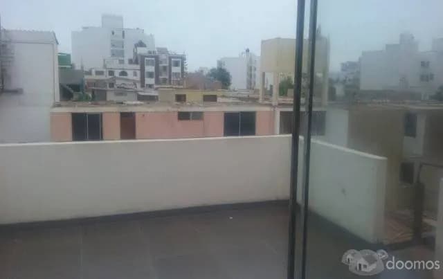 COMPARTO - ALQUILO UNA HABITACION — foto 3
