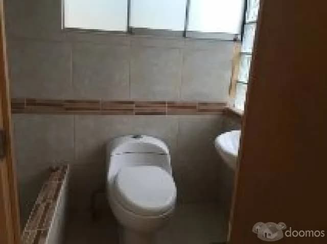 SE ALQUILA HABITACIÓN EN SAN ISIDRO — foto 3