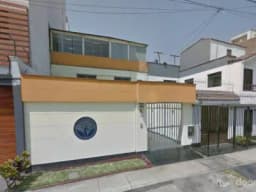 Se Vende Casa Salamanca de Monterrico  Frente a Parque
