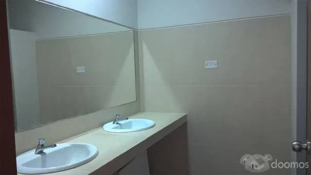Alquiler de Local  520 m2 a 10000 Dólares — foto 5