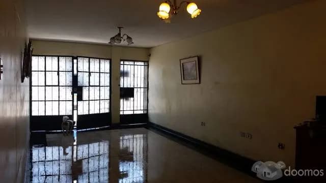 ALQUILER DE LOCAL COMERCIAL — foto 2