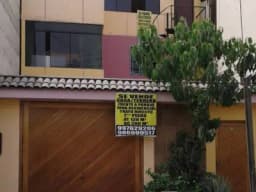 SE VENDE CASA / TERRENO RIMAC