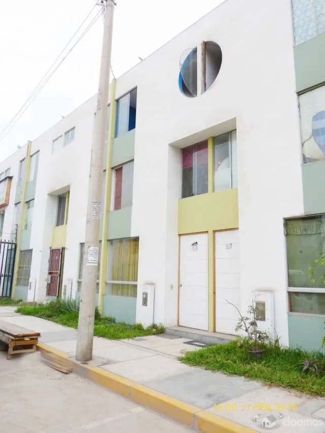 CASA 3 PISOS EN CONDOMINIO — foto 1