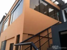 Alquiler de oficinas y almacenes