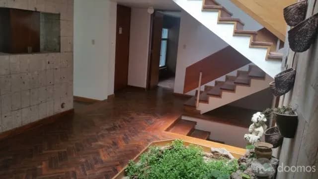HERMOSA CASA IDEAL PARA EMPRESA — foto 4