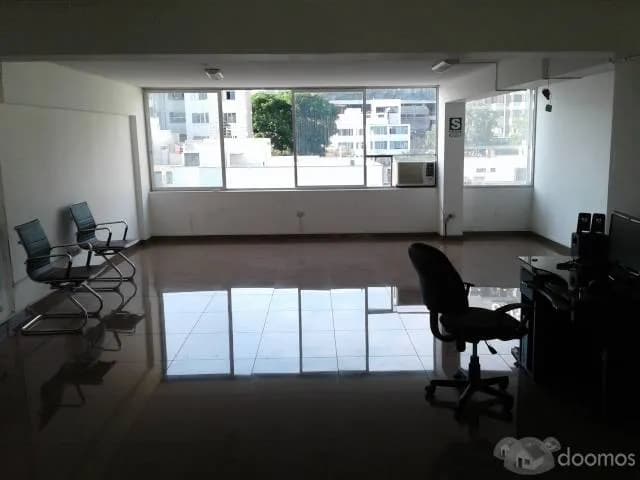 ALQUILER OFICINA SAN ISIDRO — foto 3
