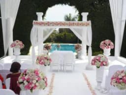 ALQUILO CASA PARA MATRIMONIO