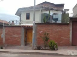 VENDO CASA EN LA MEJOR ZONA RESIDENCIAL DEL CUSCO