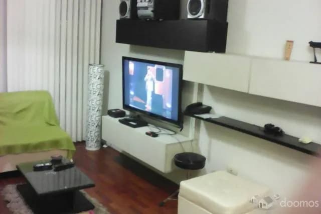 COMODO DEPARTAMENTO CERCADO DE LIMA — foto 2