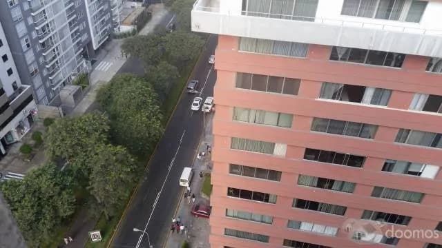 ALQUILER O VENTA DE OFICINA CORAZÓN DE MIRAFLORES — foto 1