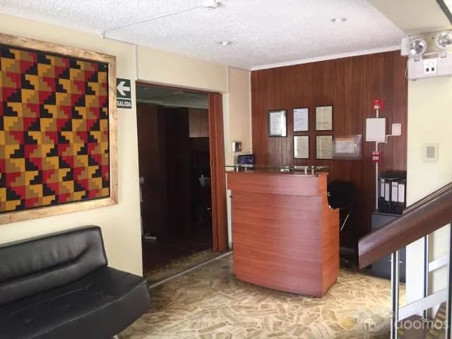 Alquiler de casa remodelada para oficinas — foto 3