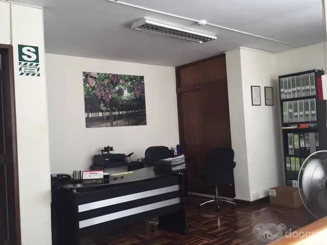 Alquiler de casa remodelada para oficinas — foto 8