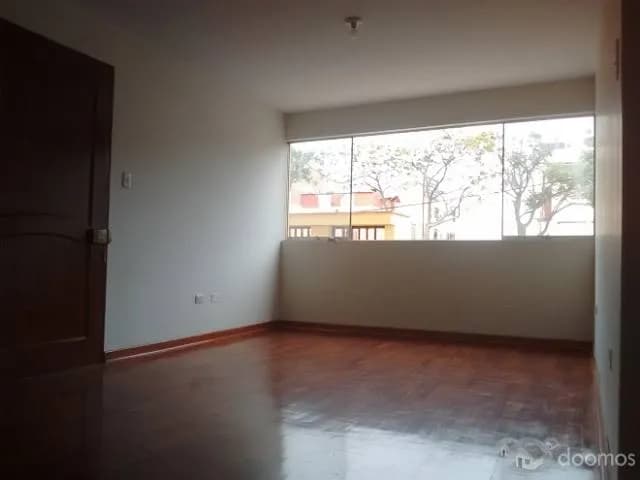 ISI VENDE DEPARTAMENTO DE ESTRENO EN AV. ALBORADA — foto 3