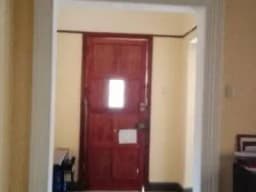 Casa en primer piso, amplia, céntrica, ideal oficinas, consultorios, empresas o vivienda