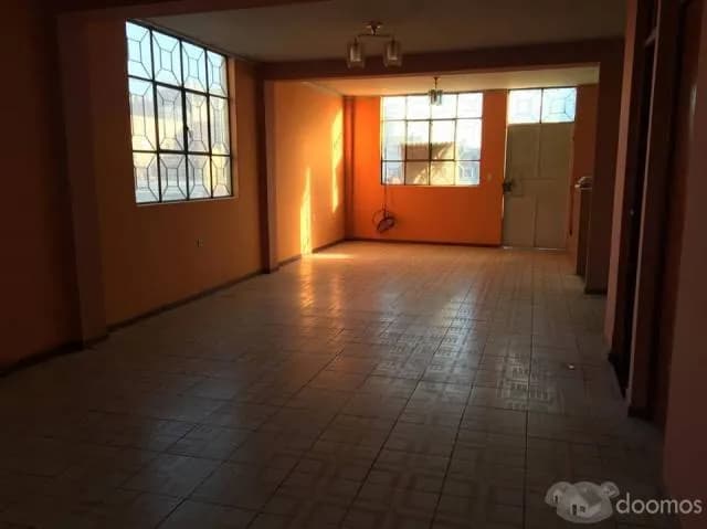 CASA PARA VIVIENDA O NEGOCIO — foto 2