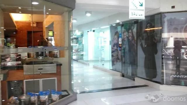 Alquiler de Tienda/Local en Centro Comercial Caminos del Inca — foto 3