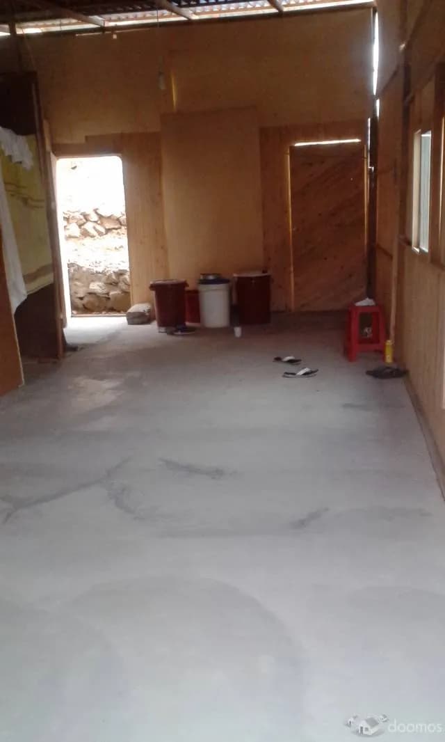 VENDO  REMATO CASA POR VIAJE — foto 2