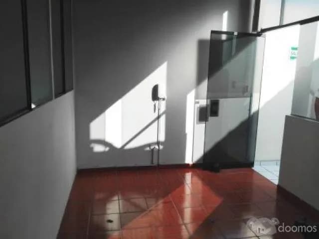 ALQUILER OFICINA EN SAN BORJA — foto 6