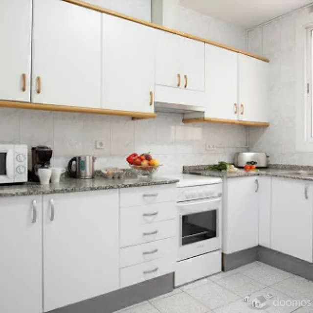 Apartamento moderno y completamente amueblado (3 dormitorios / aparcamiento / ascensor) — foto 4