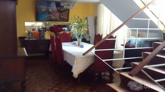 Alquilo Inmueble Excelentemente Ubicado. — foto 2