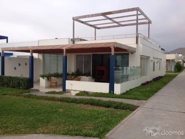 CASA EN VENTA PLAYA TRES ISLAS 70.5 — foto 1