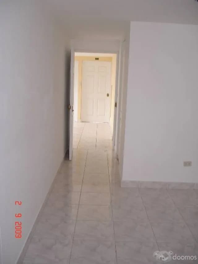 VENTA DE DEPARTAMENTO CON 3 DORMITORIOS  75 M2 EN LOS OLIVOS — foto 2
