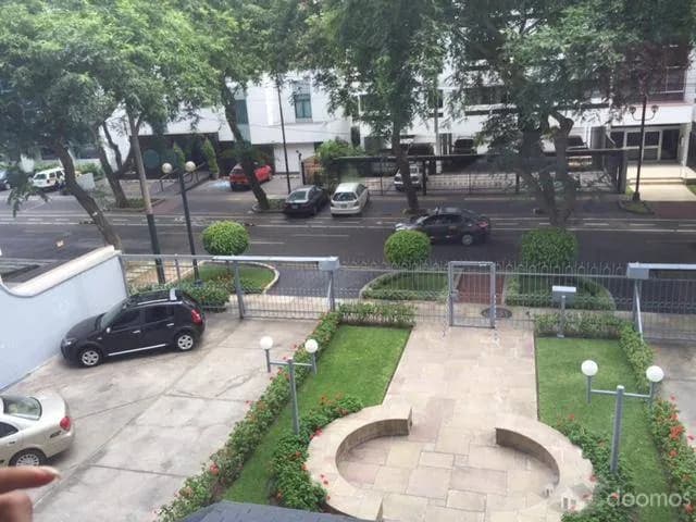 Lindo Departamento Amoblado en San Isidro — foto 6