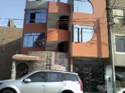 ALQUILER PRIMER PISO EN LOS OLIVOS CON COCHERA