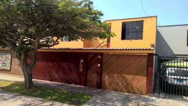 VENTA CASA EN LA CALERA DE LA MERCED - SURQUILLO ~ 3 PISOS — foto 1