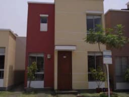 VENDO CASA EN CONDOMINIO