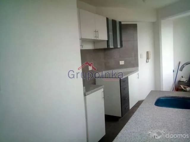 HERMOSO TRIPLEX EN CORPAC — foto 3