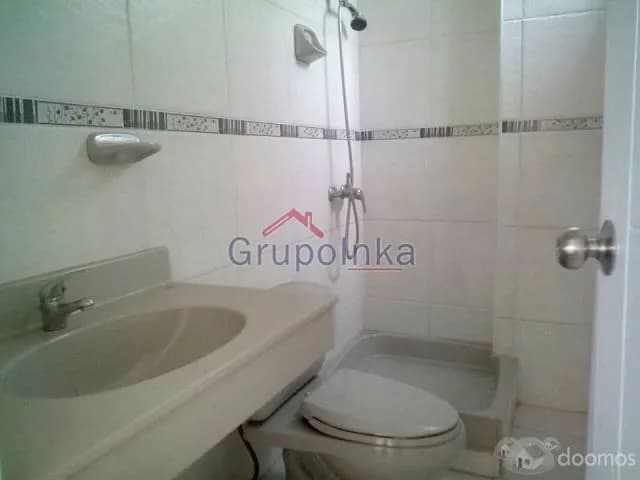 HERMOSO TRIPLEX EN CORPAC — foto 4